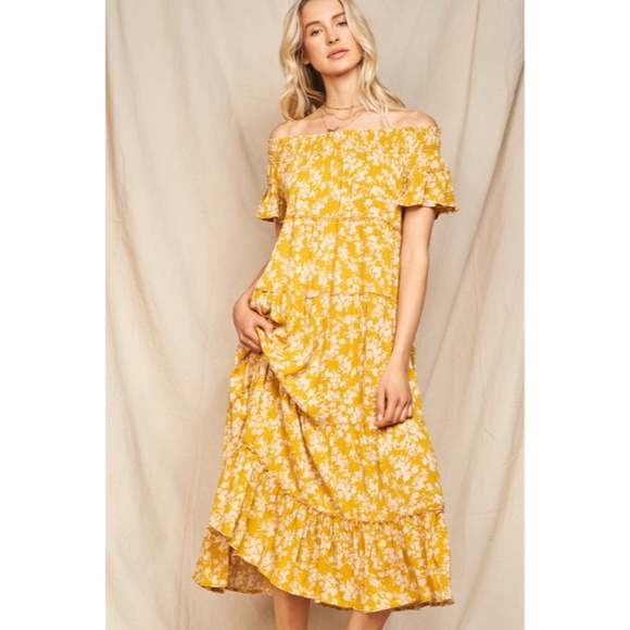 Moss Yellow Floral Flowly Bohemian Tiered Off The Shoulder Casual Maxi Dress - Picture 2 of 6